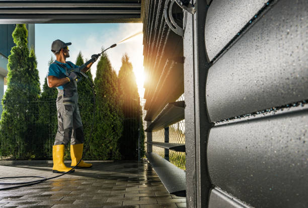 Why Choose Our Certified Pressure Washing Experts for Your Project Needs in Cibolo, TX?